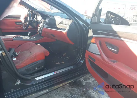 2014 BMW M5 из США, поврежденный, VIN WBSFV9C54ED097798